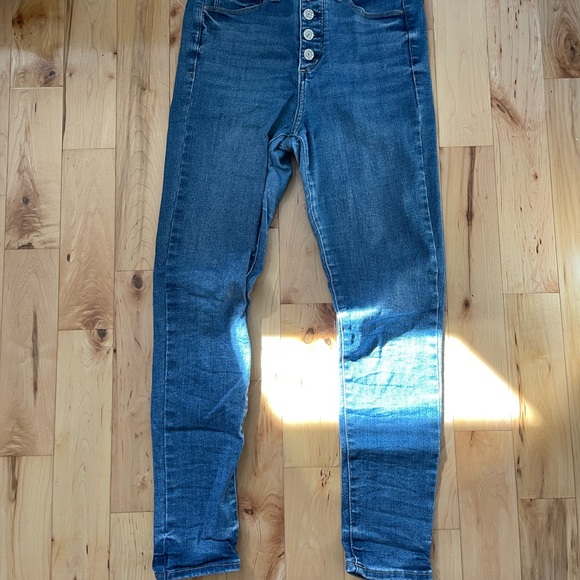 Gap blue jeans. Gently worn. Good condition. - Picture 1 of 5